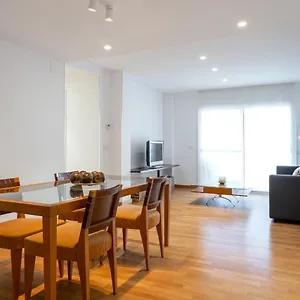 Hauzify I Llaó Apartamento